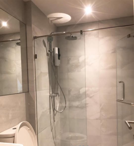 room interior and bathroom of RHYTHM Ekkamai