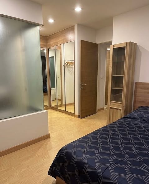 bedroom and room interior of RHYTHM Phahon-Ari