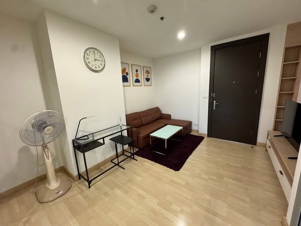 living room and bedroom of RHYTHM Ratchada