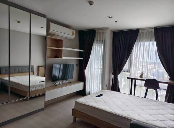 bedroom of Rhythm Sukhumvit 36-38