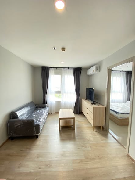 bedroom of Rich Park Chao Phraya
