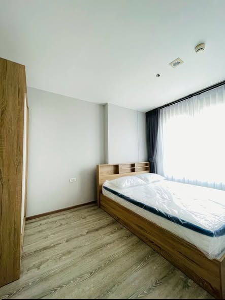 bedroom of Rich Park Chao Phraya