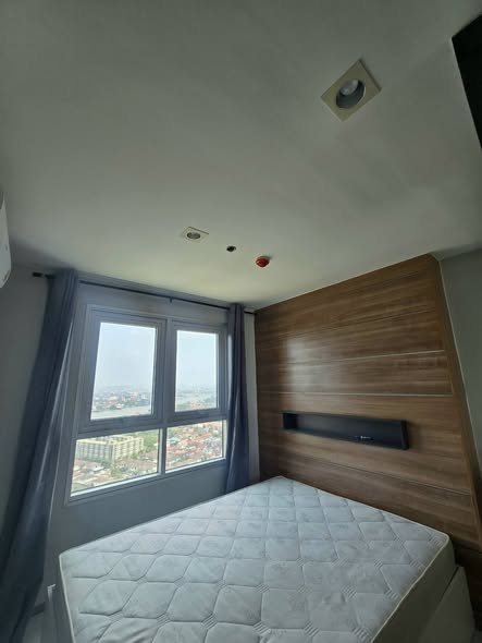 bedroom of Rich Park Chao Phraya