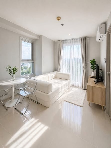 bedroom and living room of Rich Park Chao Phraya