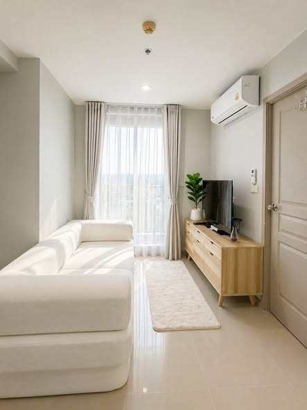 bedroom and living room of Rich Park Chao Phraya