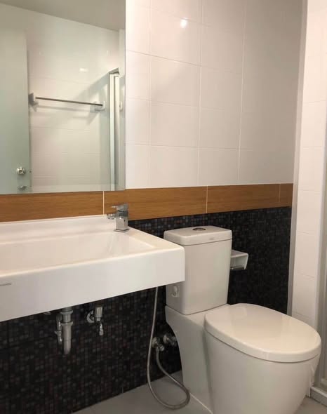bathroom of Rich Park @ Taopoon