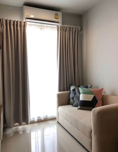 living room and bedroom of Rich Park @ Taopoon