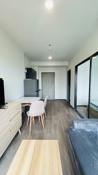room interior of Rich Point @BTS Wutthakat