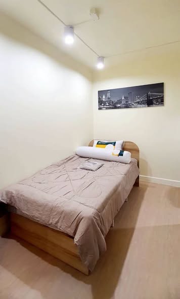bedroom of Riviera Condominium