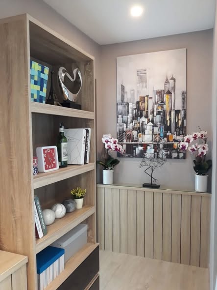room interior and bathroom of ซอย ไอดีโอ โอทู