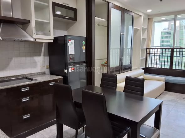Sathon House