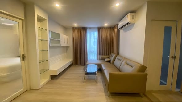 living room and bedroom and room interior of Sathon Plus On The Pond
