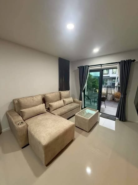 living room of Sense Bangna-Suvarnabhumi