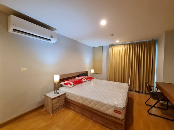 bedroom of Serene Place Sukhumvit 24