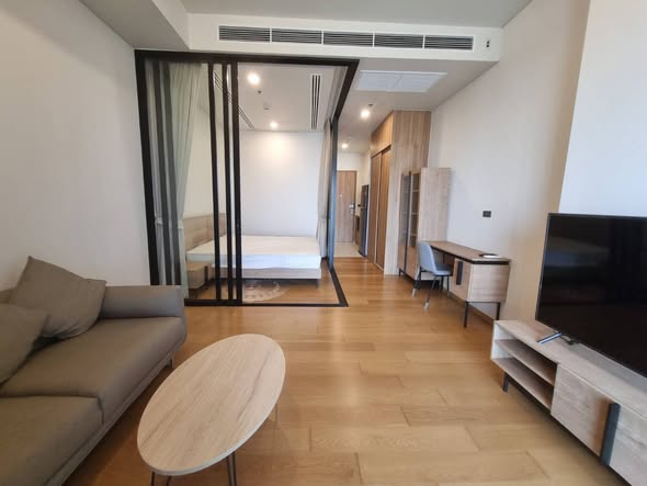 bedroom and room interior of Siamese Exclusive 31