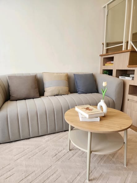 living room and room interior of SIAMESE RAMA9 SITE OFFICE