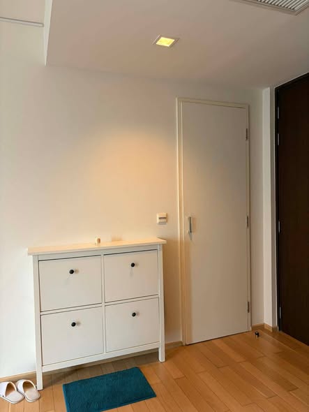 bedroom and room interior and bathroom of Siri at Sukhumvit