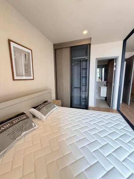 bedroom of Skyrise Avenue Sukhumvit 64