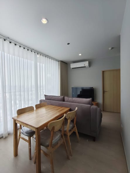 living room of Skyrise Avenue Sukhumvit 64