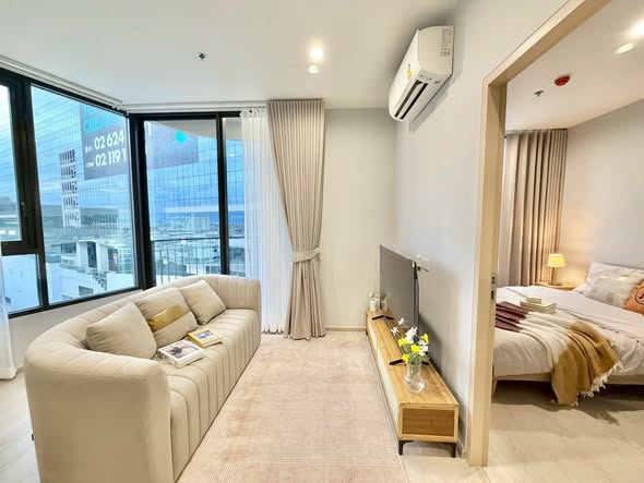bedroom and room interior of Skyrise Avenue Sukhumvit 64, Tower 2(E)