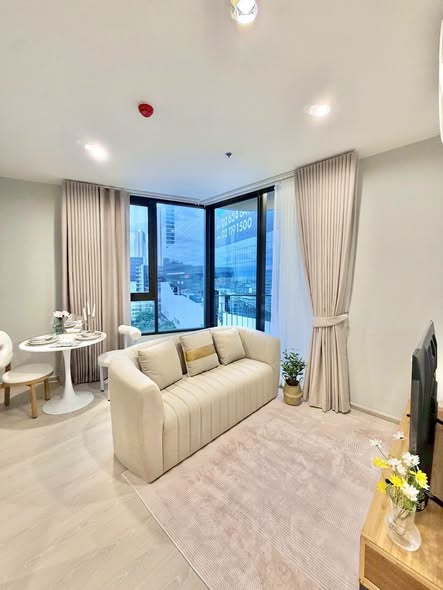 living room of Skyrise Avenue Sukhumvit 64, Tower 2(E)