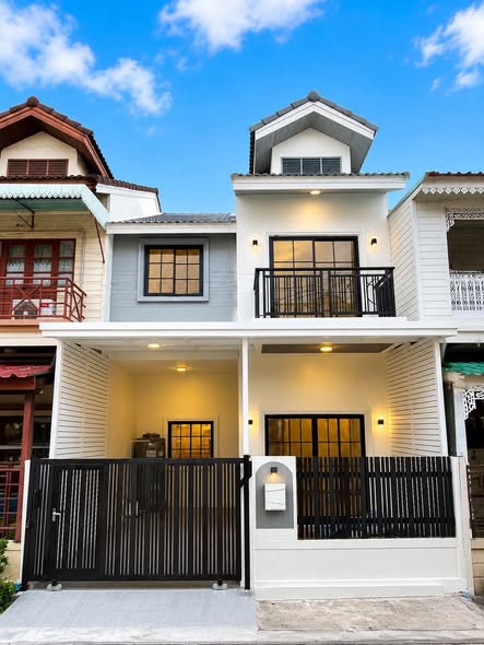 SPACE Townhome