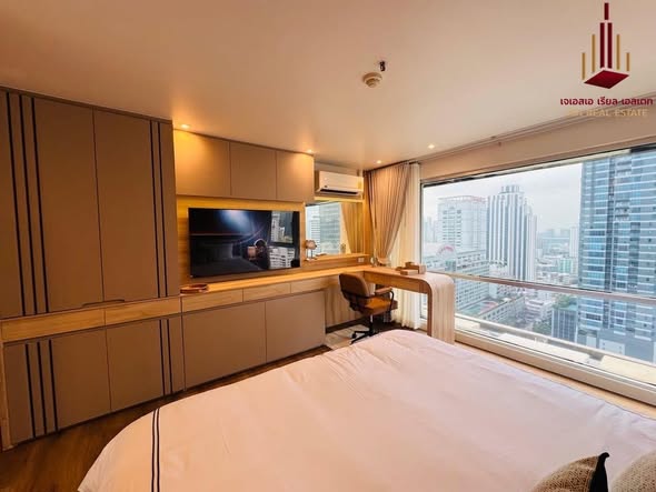 bedroom of Sukhumvit Suite