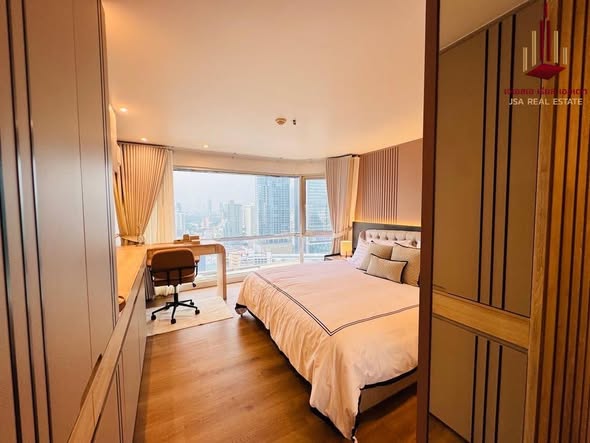 bedroom of Sukhumvit Suite
