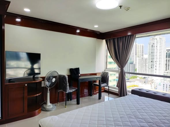 bedroom of Sukhumvit Suite