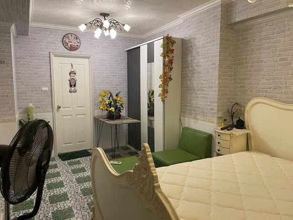 bedroom and bathroom of Supalai City Resort – Phaholyothin 32