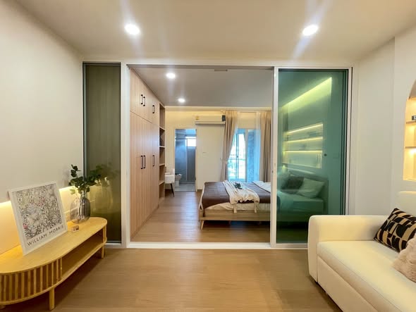 bedroom and living room and room interior of Supalai City Resort Ratchada-Huai Khwang