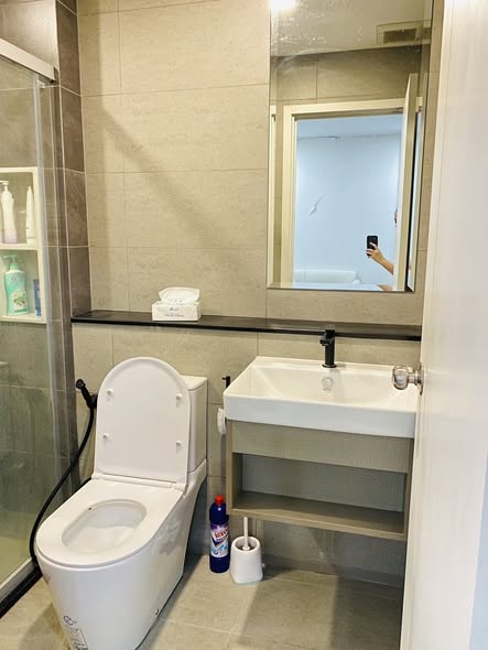 bathroom of Supalai Loft Sathon-Ratchaphruek