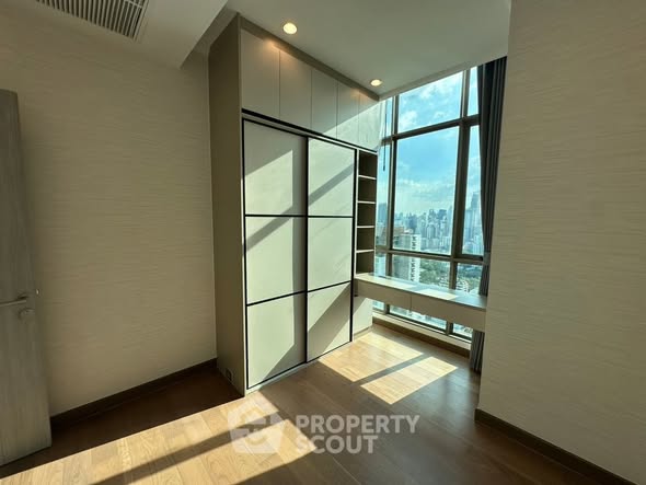 room interior of Supalai Oriental Sukhumvit 39