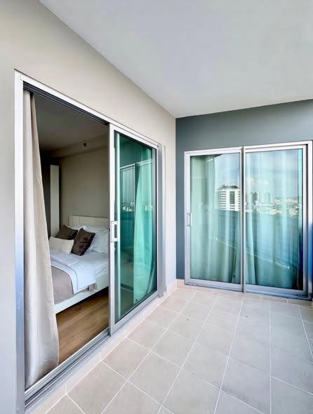 bedroom and room interior of Supalai Park Ekkamai – Thonglor