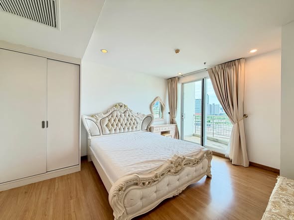 bedroom of Supalai Wellington