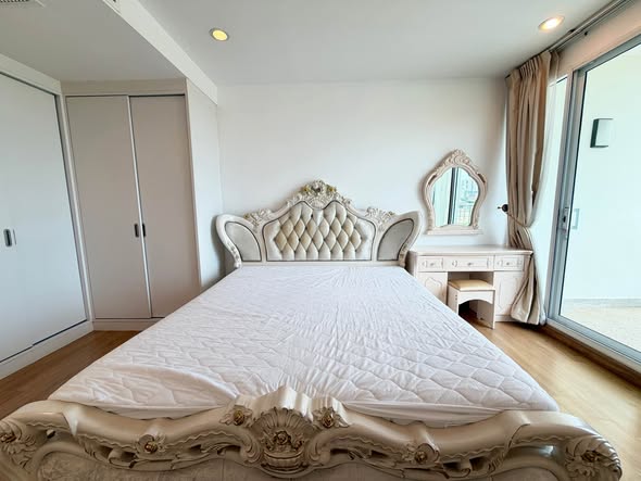 bedroom of Supalai Wellington