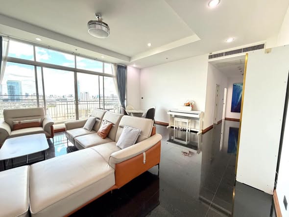 living room of Supalai Wellington