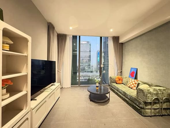 bedroom and living room of Tait Sathorn 12