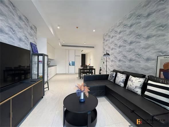 living room of Tait Sathorn 12