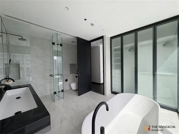 room interior of Tait Sathorn 12