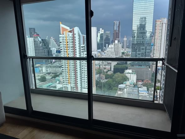 room interior of The Address Sathorn