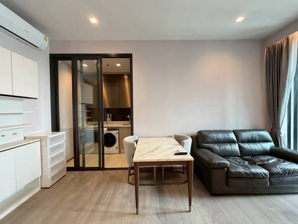 bedroom and living room and room interior of The Address Siam-Ratchathewi