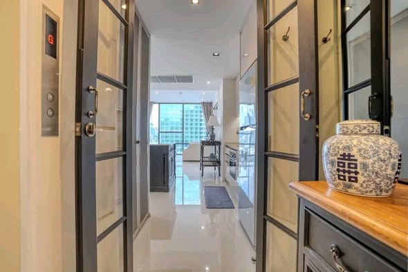 The Bangkok Sathorn