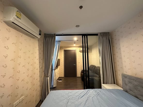 bedroom of The Base Park East