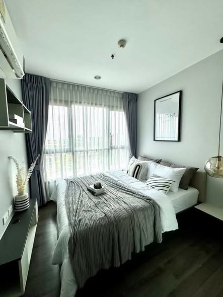 bedroom of The Base Park East