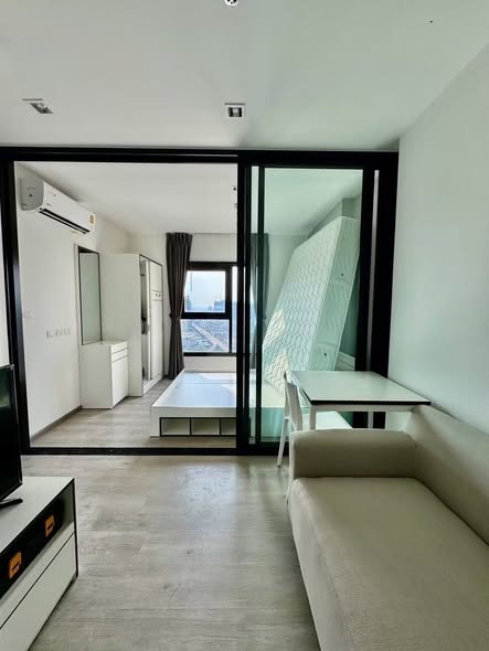 bedroom and room interior of THE BASE Phetkasem