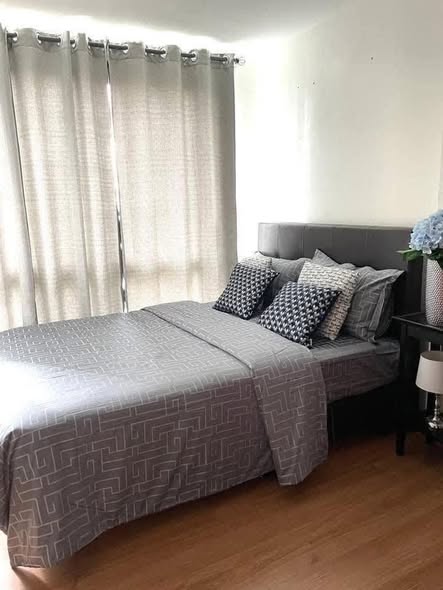 bedroom of THE BASE Sukhumvit 77
