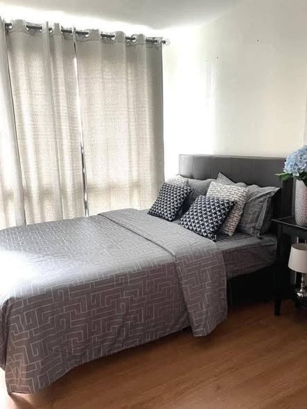 bedroom of THE BASE Sukhumvit 77