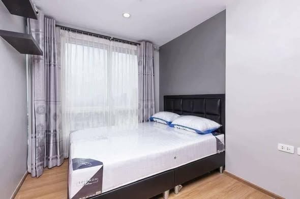 bedroom of THE BASE Sukhumvit 77