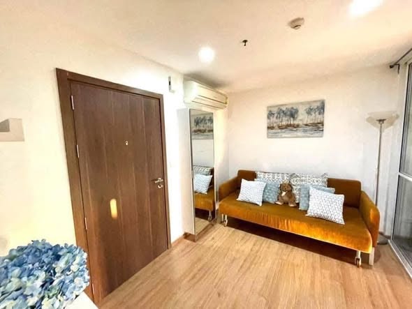 bedroom and living room and room interior of THE BASE Sukhumvit 77